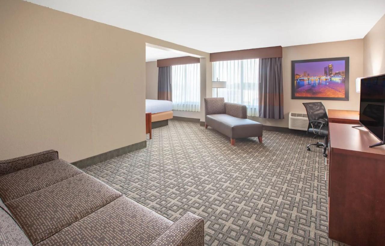 Baymont By Wyndham Grand Rapids Near Downtown Ξενοδοχείο Ουαϊόμινγκ Εξωτερικό φωτογραφία